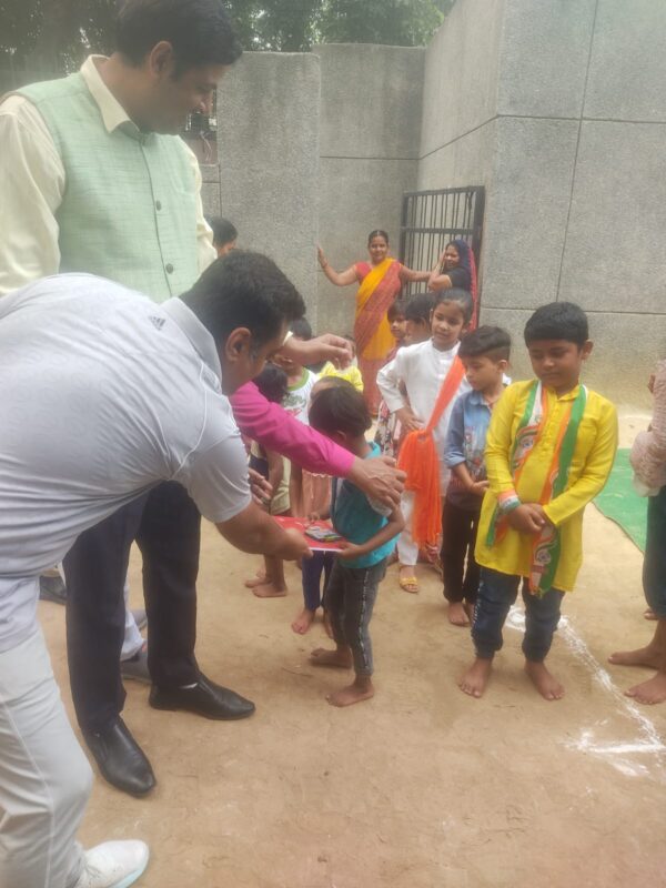 Distribution of books Copies Stationary to children On the occasion Independence Day of 15th August for Better Education "PADEGA INDIA TOO BADEGA INDIA"